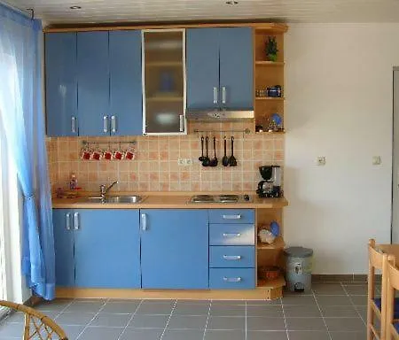 Waldeck 1 Apartment